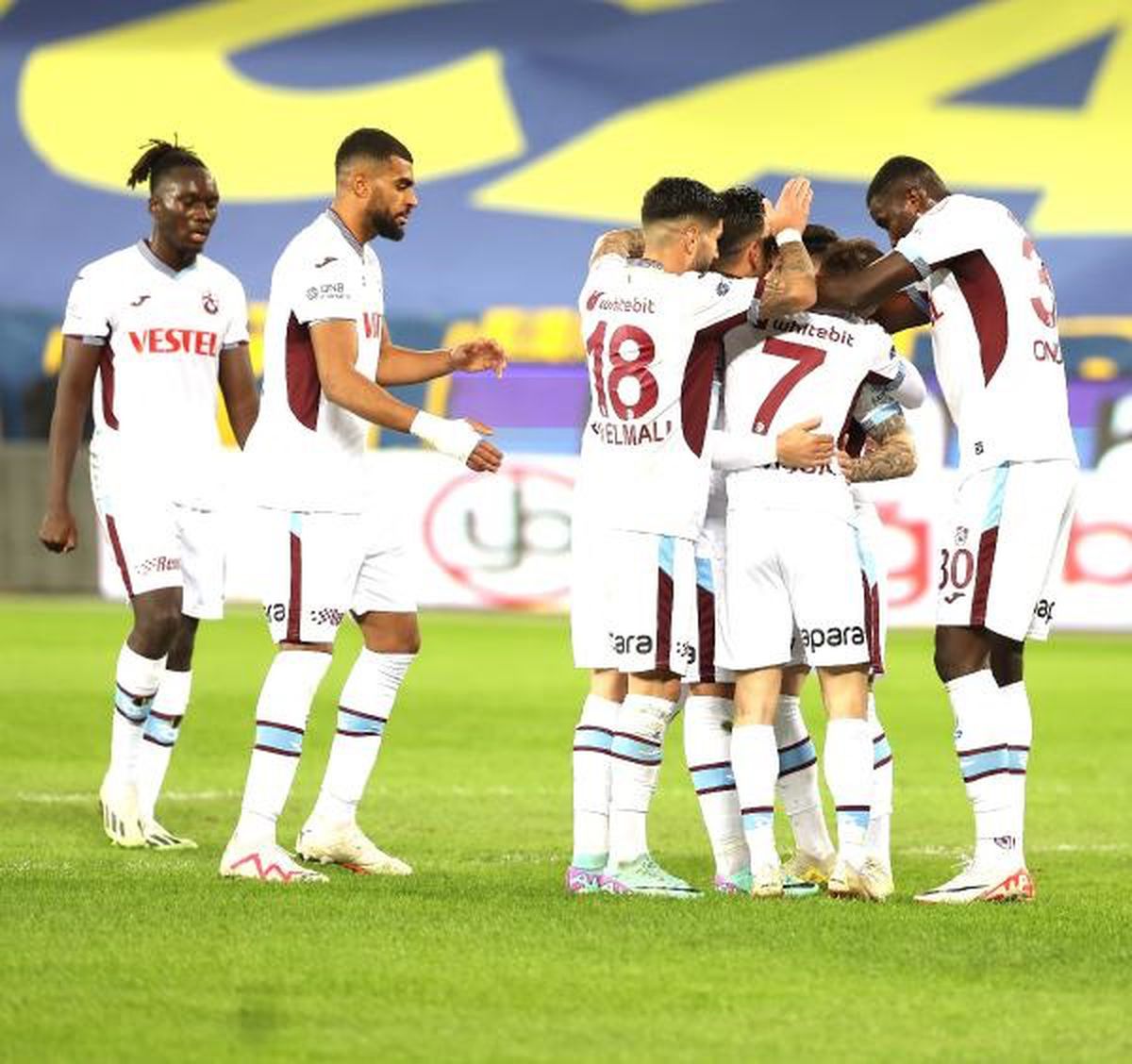 Trabzonspor, Samsunspor maçını kazanarak ilk yarıyı galibiyetle tamamlamak istiyor