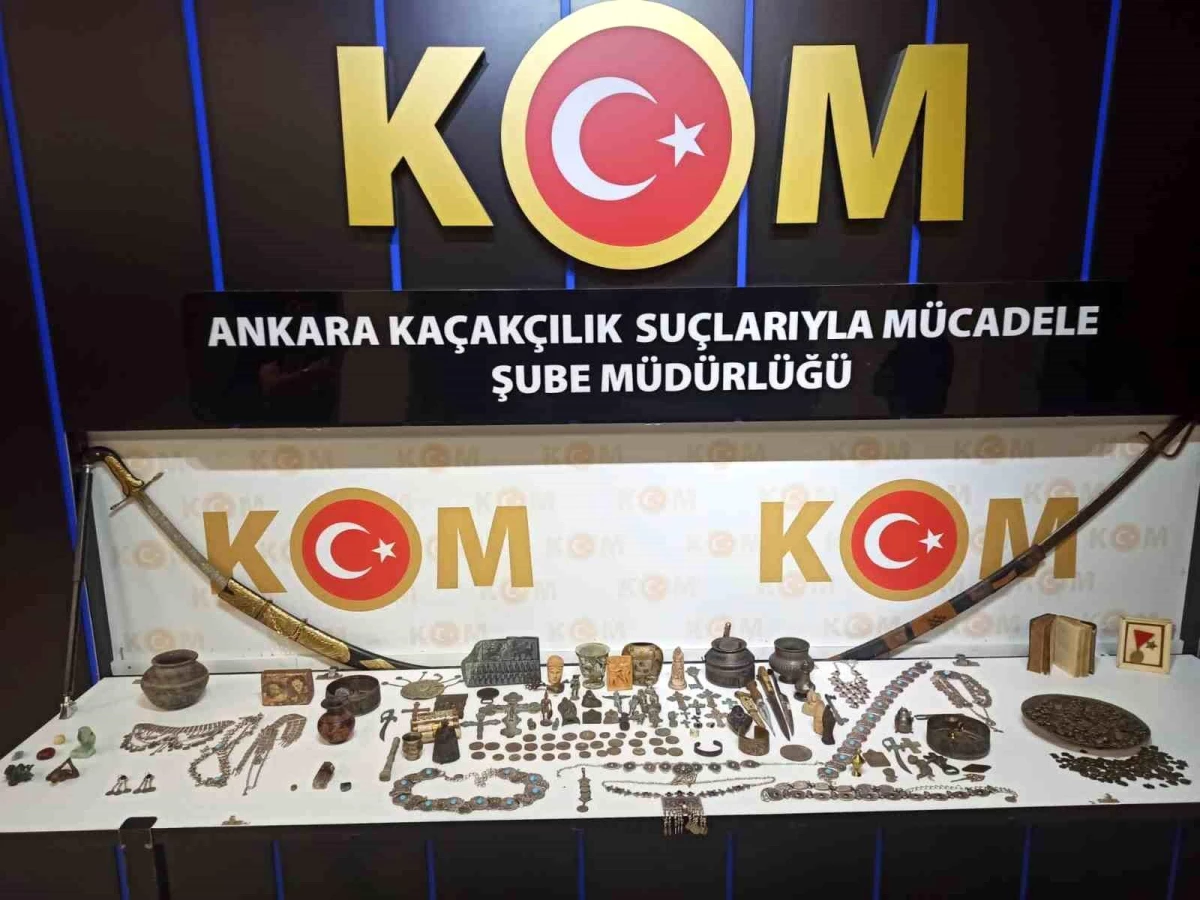 Ankara\'da Kaçakçılık Operasyonunda Binlerce Tarihi Eser Ele Geçirildi