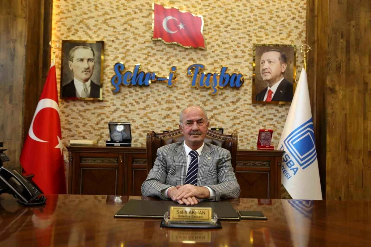 Van\'ın Tuşba Belediye Başkanı Salih Akman\'dan Üç Aylar ve Regaip Kandili Mesajı