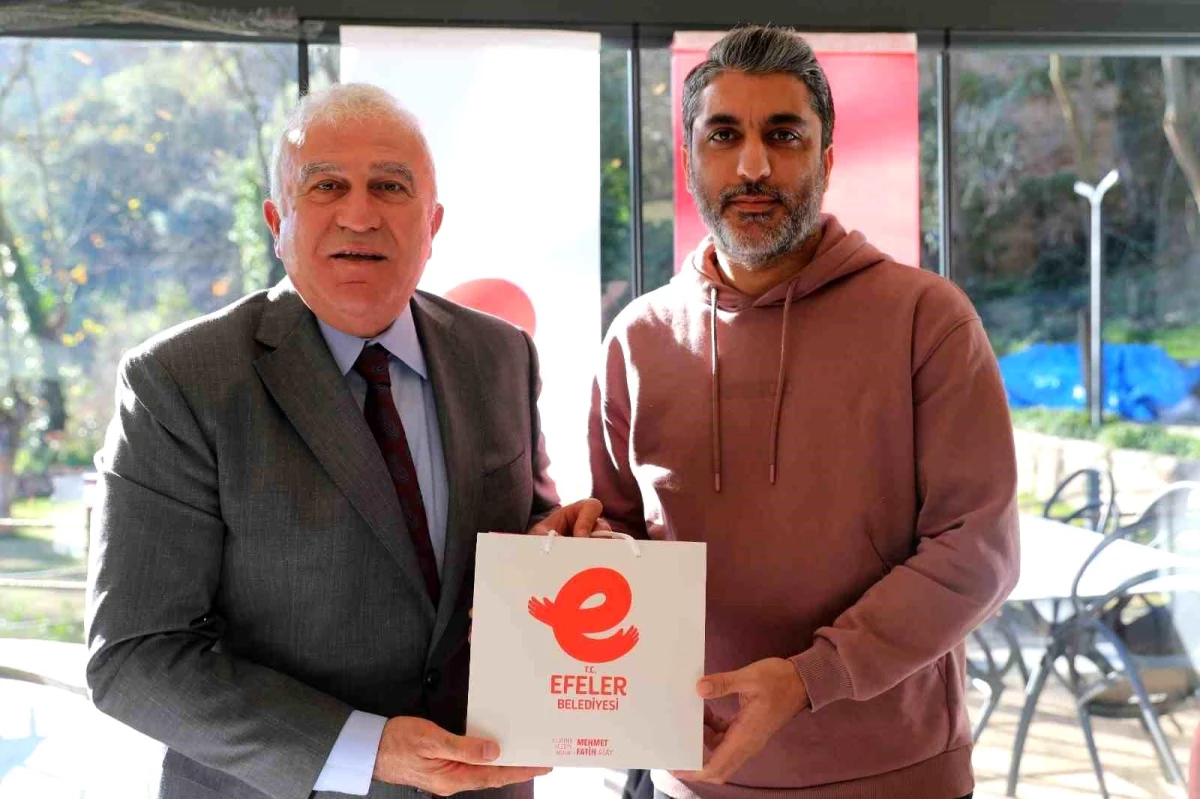 Efeler Belediye Başkanı Mehmet Fatih Atay, Gazetecilerle Bir Araya Geldi