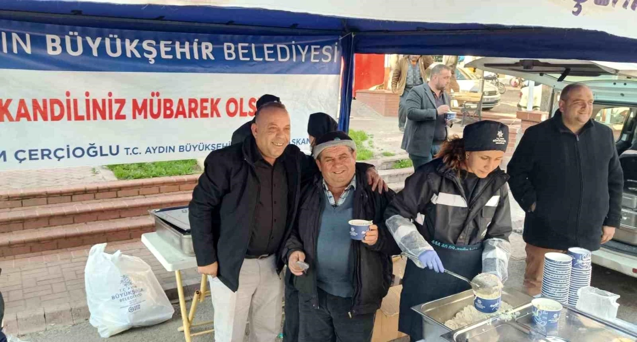 Aydın Büyükşehir Belediyesi Regaip Kandili\'nde pilav hayrı düzenledi