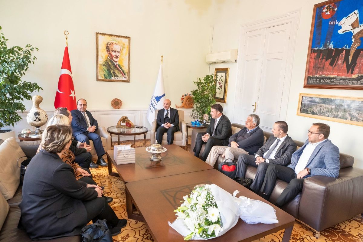 İzmir Skal Kulübü, İzmir Büyükşehir Belediye Başkanı Tunç Soyer\'i Ziyaret Etti