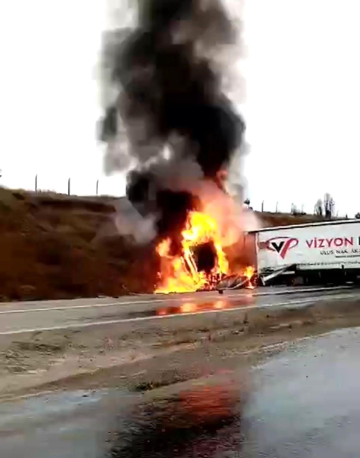 Kahramanmaraş\'ta trafik kazasında bir tır sürücüsü hayatını kaybetti
