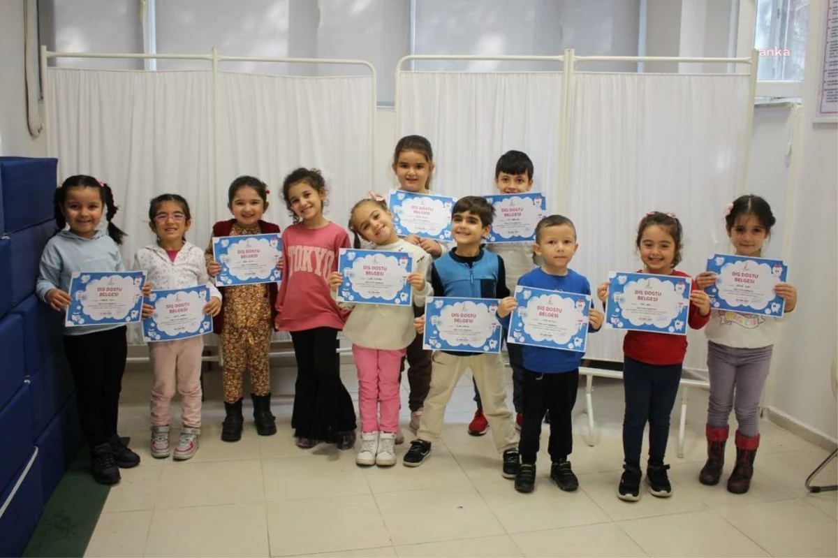 Karşıyaka Belediyesi Çocuk Ağız ve Diş Sağlığı Merkezi\'nde bin 750 çocuk muayene edildi