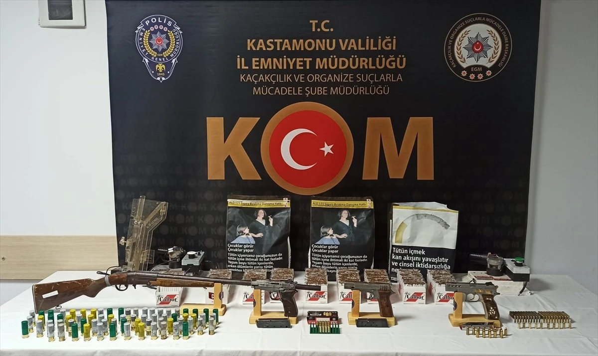 Kastamonu\'da Uyuşturucu ve Kaçakçılık Operasyonunda 4 Şüpheli Gözaltına Alındı