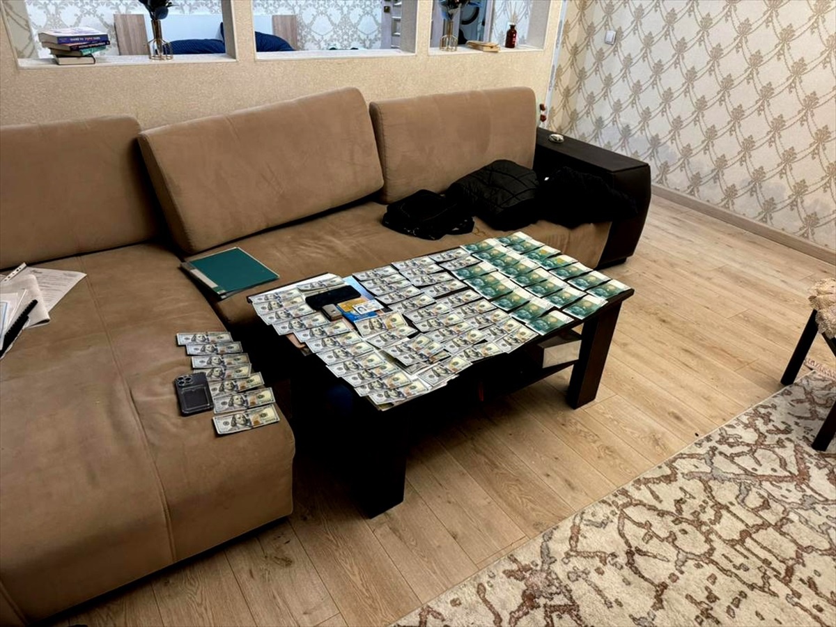 Kırgızistan\'da İktidarı Devirmeye Yönelik Hazırlık Yapan Gruba Operasyon