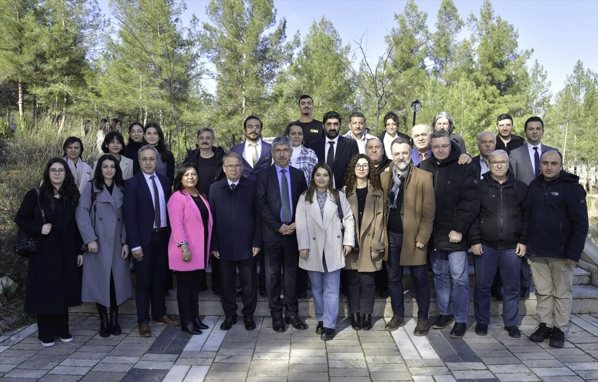 Muğla Sıtkı Koçman Üniversitesi Rektörü Prof. Dr. Turhan Kaçar, gazetecilerle buluştu