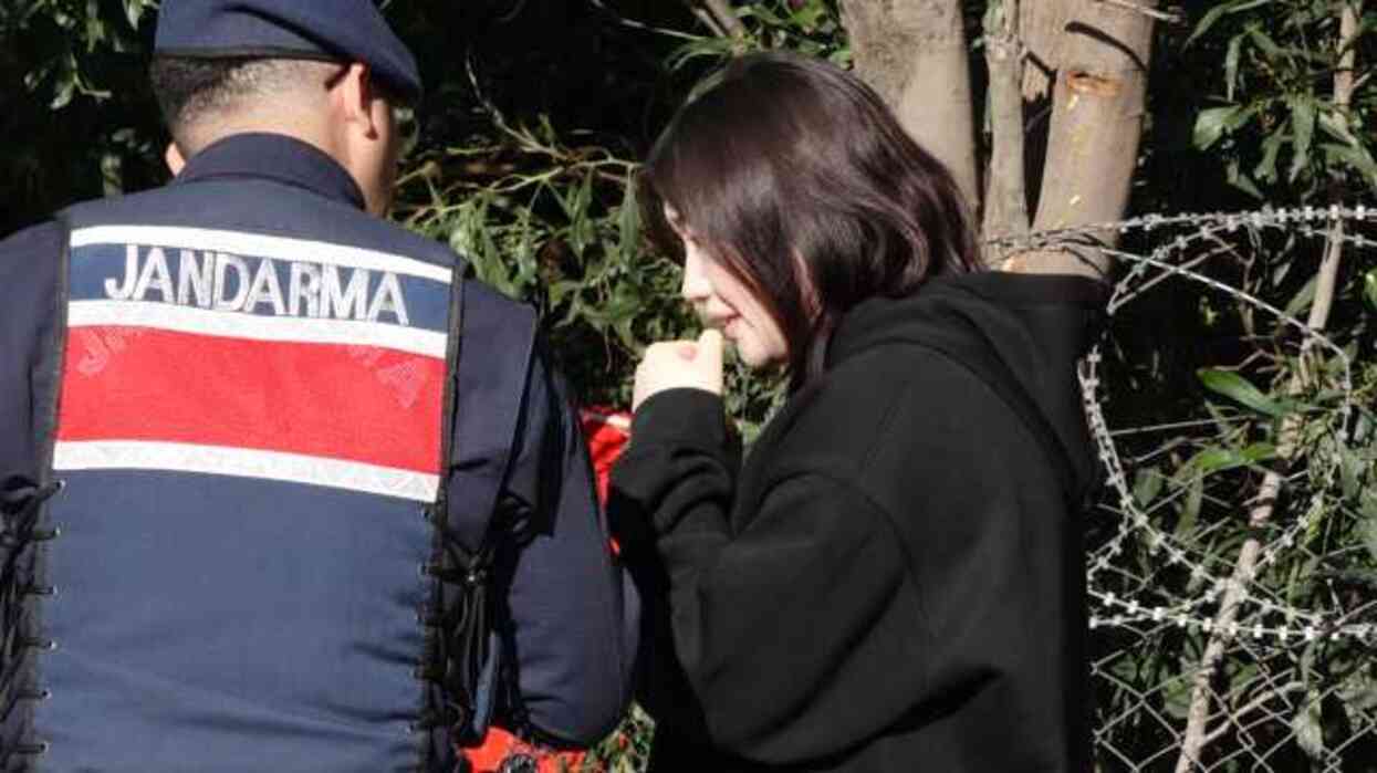 Piknik yolunda feci kaza! Olay yerinde annesinin cansız bedenini gören kızı gözyaşlarına boğuldu