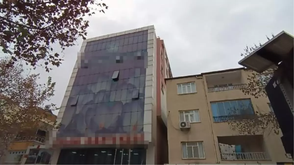 Batman'da Psikiyatri Hastası Otel Odasını Ateşe Verdi