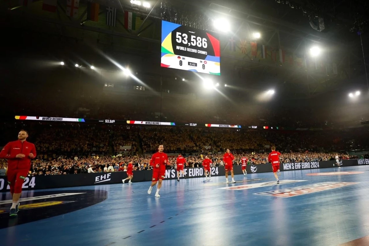 EHF Hentbol Erkekler Avrupa Şampiyonası\'nda dünya seyirci rekoru kırıldı