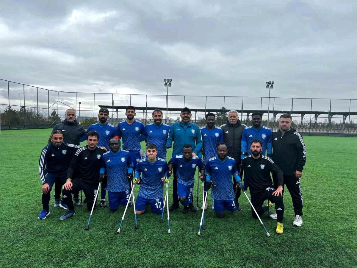 Şahinbey Belediye Ampute Futbol Takımı, TSK Rehabilitasyon Merkezi\'ni 11-1 mağlup etti