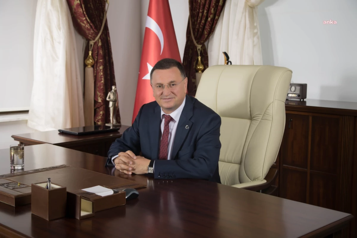 Hatay Büyükşehir Belediye Başkanı Lütfü Savaş, yeniden aday gösterildi