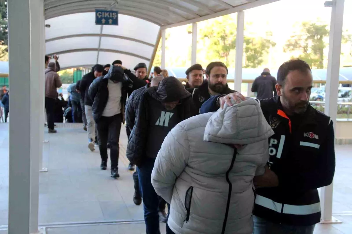Antalya Merkezli Vurgun Operasyonunda 29 Şüpheli Yakalandı