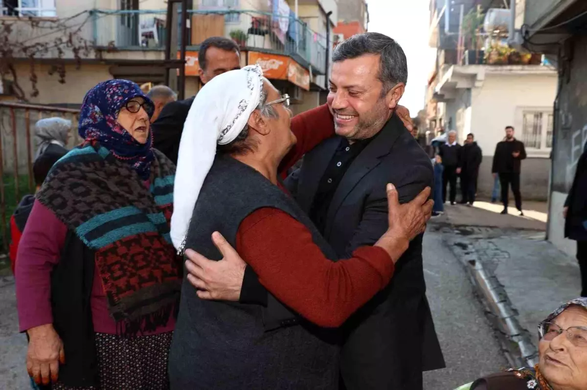 Yüreğir Belediye Başkanı Kocaispir, vatandaşlar tarafından takdir ediliyor