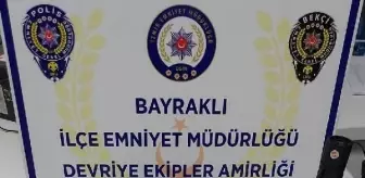 İzmir'de bir berber dükkanında uyuşturucu ve silah ele geçirildi