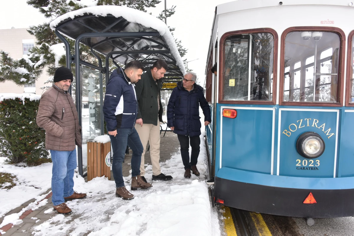 Kırşehir Belediyesi, Boztram Tramvay Projesi hakkında bilgi almak için Bozüyük Belediyesi\'ni ziyaret etti