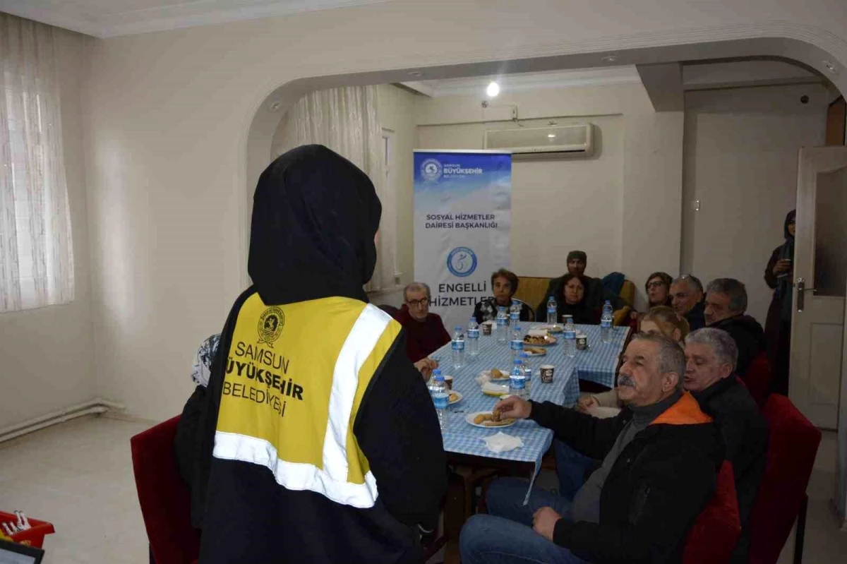 Samsun Büyükşehir Belediyesi Görme Engellilere İletişim Semineri Verdi