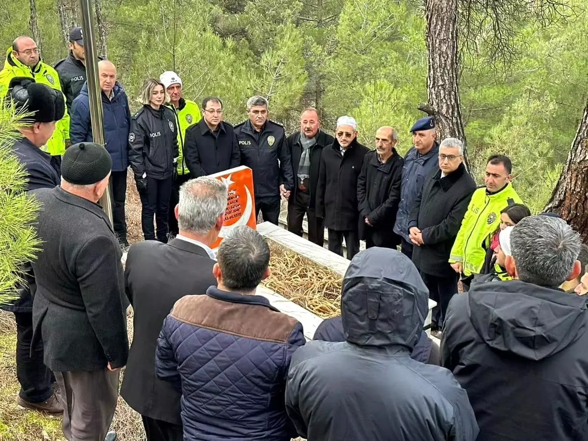 Polis Kadir Atan, şehitlik yıl dönümünde dualarla anıldı