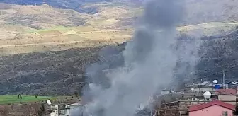 Şırnak'ta Sobadan Sıçrayan Kıvılcımlarla Prefabrik Ev Yandı