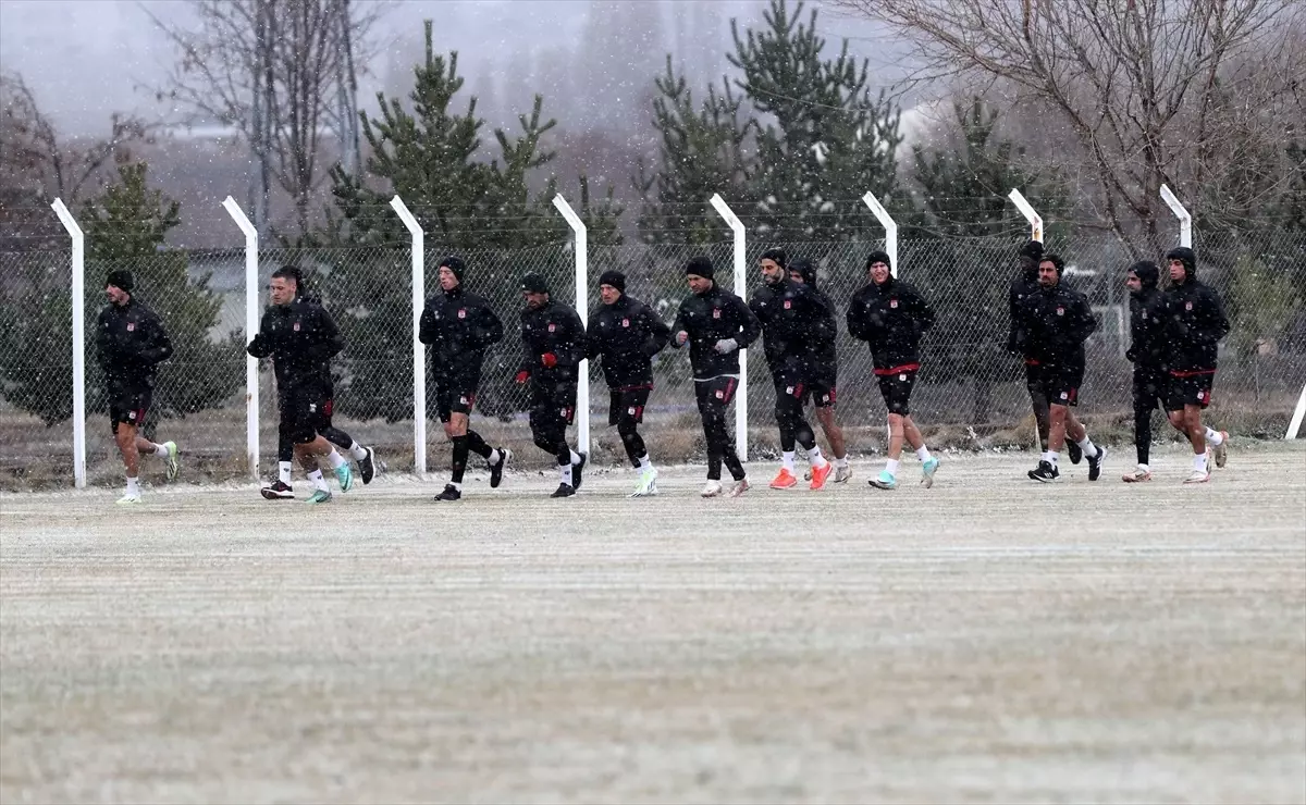 EMS Yapı Sivasspor, ara transfer döneminde 5 transfer yapmayı hedefliyor