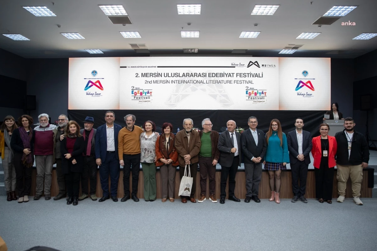 Mersin Büyükşehir Belediyesi\'nin düzenlediği 2. Uluslararası Mersin Edebiyat Festivali devam ediyor