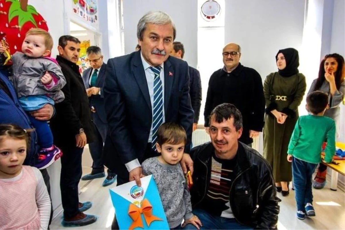 Bilecik\'in Osmaneli ilçesinde Çocuk Kulübü 24 saat hizmet veriyor