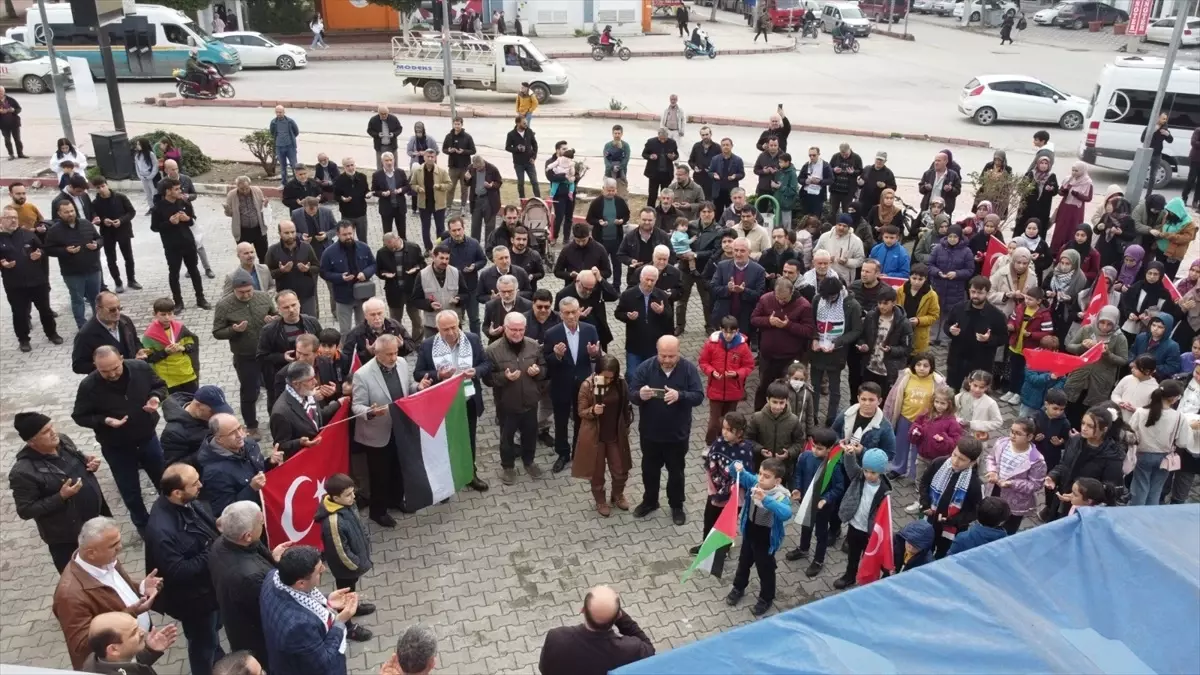 Adana, Osmaniye ve Hatay\'da Teröre Tepki ve Gazze\'ye Destek İçin Yürüyüş Gerçekleştirildi