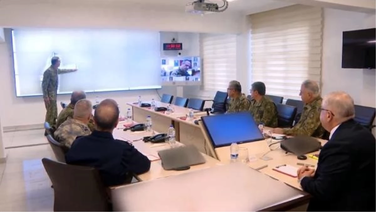 Bakan Güler ve TSK Komuta Kademesi Birlik Komutanlarıyla Toplantı Yaptı