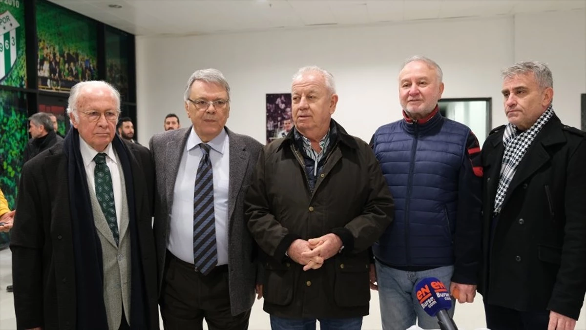 Bursaspor Olağanüstü Seçimli Genel Kurulu 20 Ocak\'a ertelendi