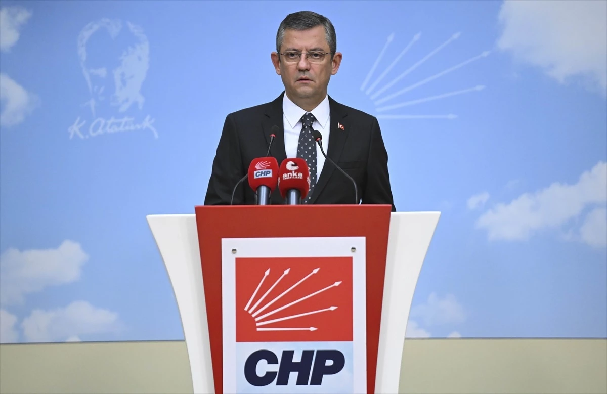 CHP Genel Başkanı Özgür Özel\'den Pençe Kilit Operasyonu açıklaması