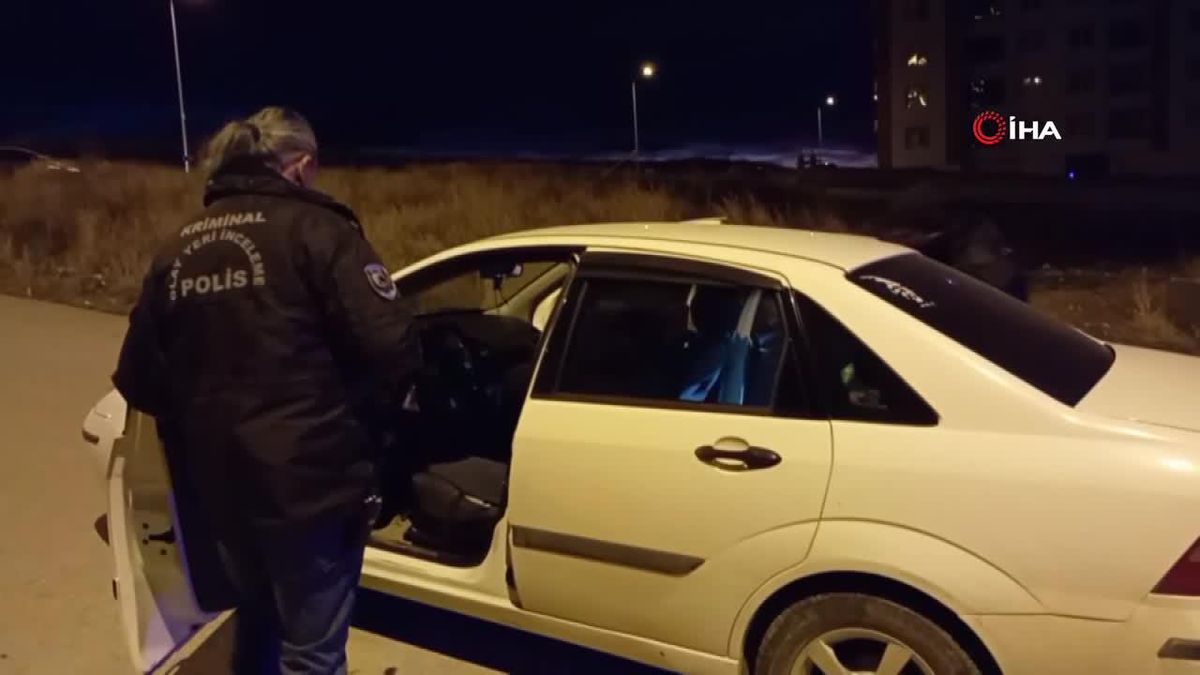 Çorum'da aracın içinde oturan şahıs, silahla vurularak yaralandı