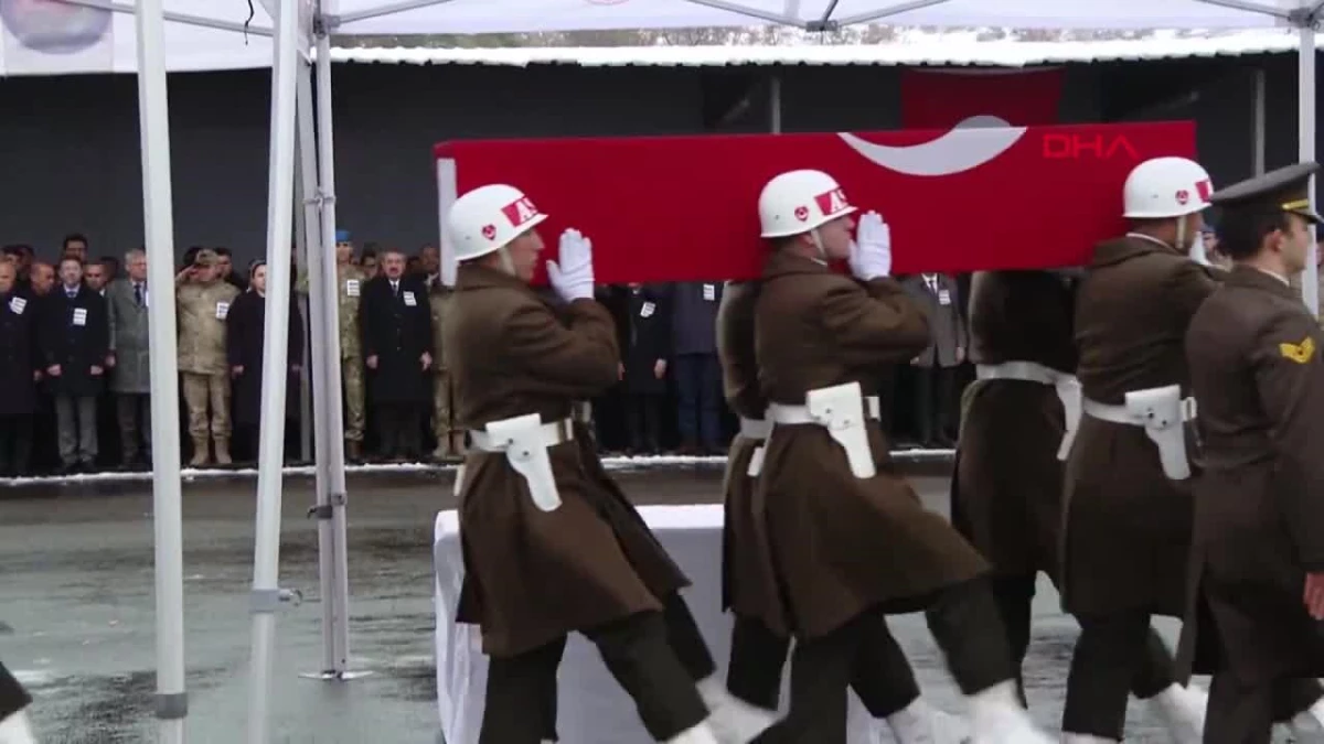 Şırnak\'ta şehit olan 9 askerin cenazeleri memleketlerine uğurlandı