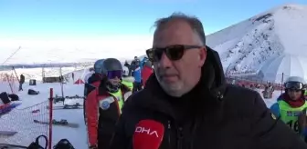 Snowboardcılar Palandöken'de şehitleri andı