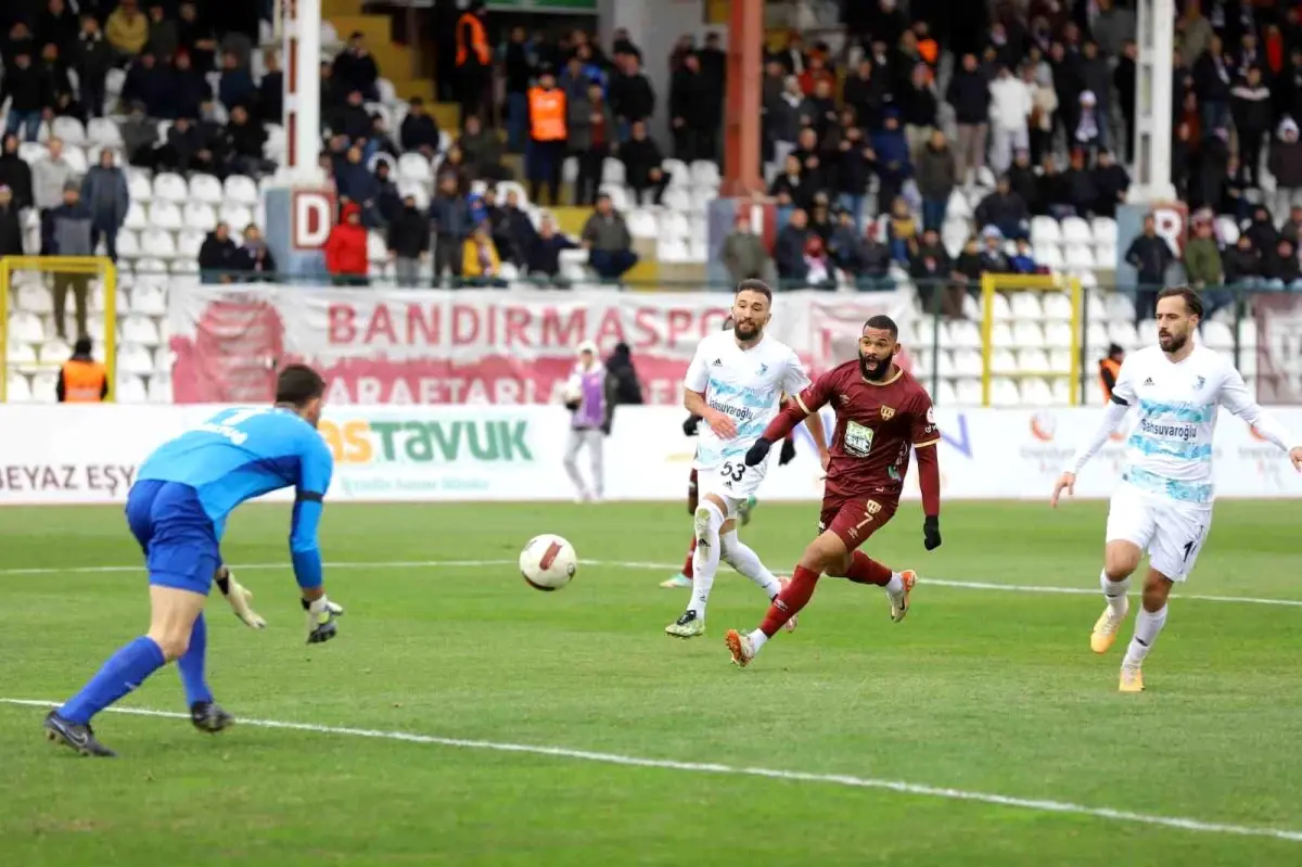 Bandırmaspor ve Erzurumspor FK Berabere Kaldı