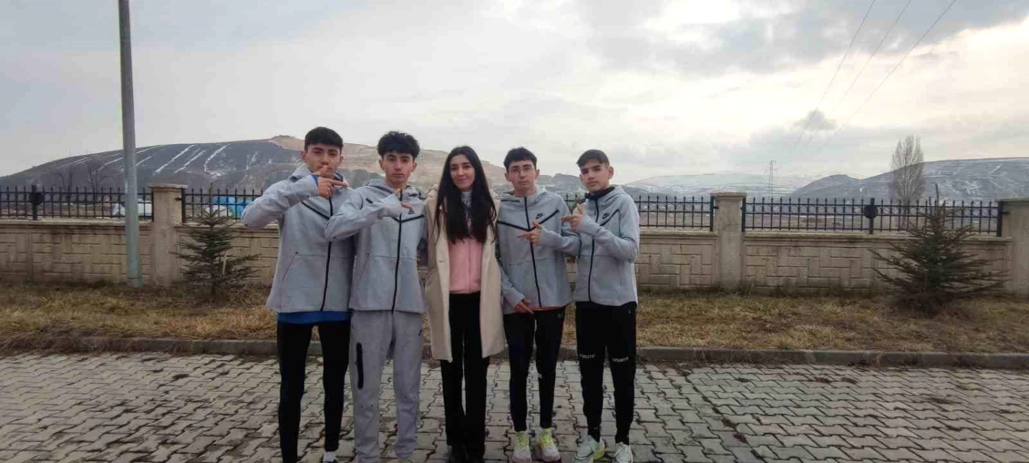 Erzurum\'un Aşkale ilçesinde üçüz kardeşler atletizmde başarıya imza atıyor