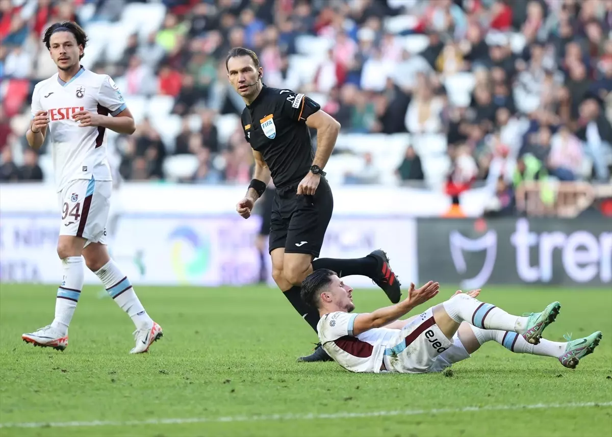 Antalyaspor, İsrailli oyuncuyu kadro dışı bıraktı