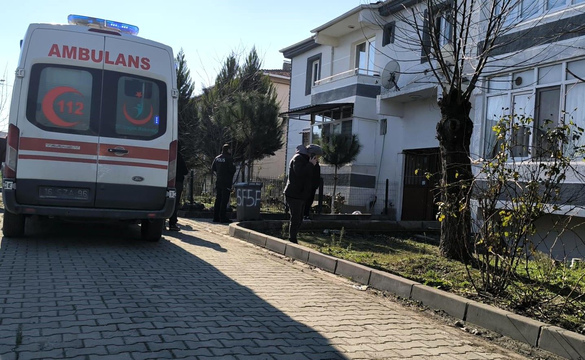 İnegöl\'de Bir Şahıs Odasında Ölü Bulundu