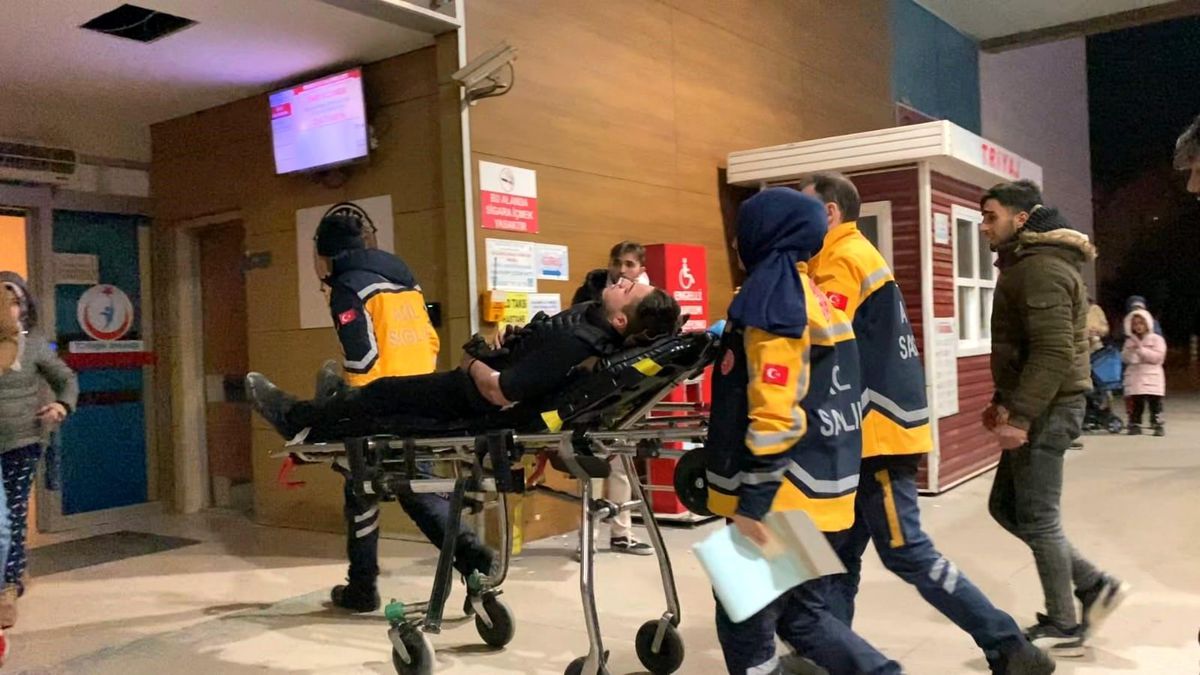 İnegöl\'de Yabancı Uyruklu Gruplar Arasında Kavga: 2 Yaralı