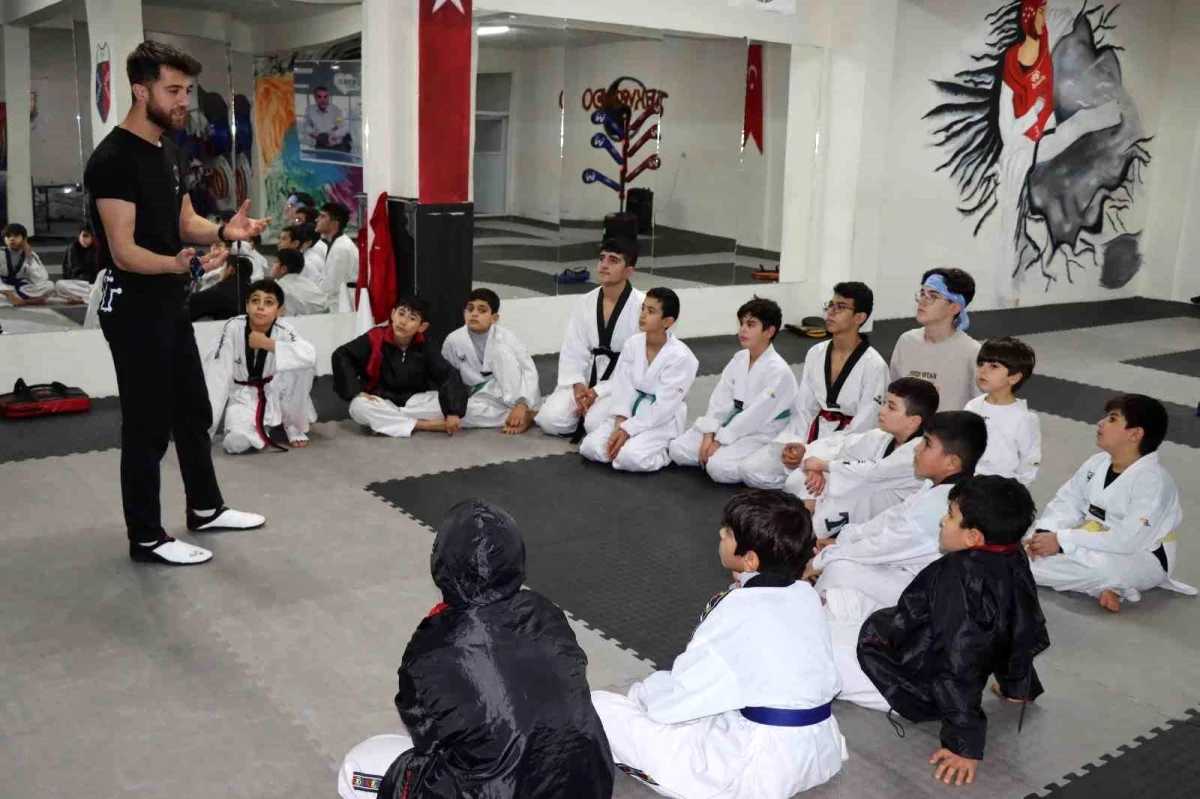 Şanlıurfa Büyükşehir Belediyesi Gençlere Ücretsiz Spor Eğitimleri Sunuyor