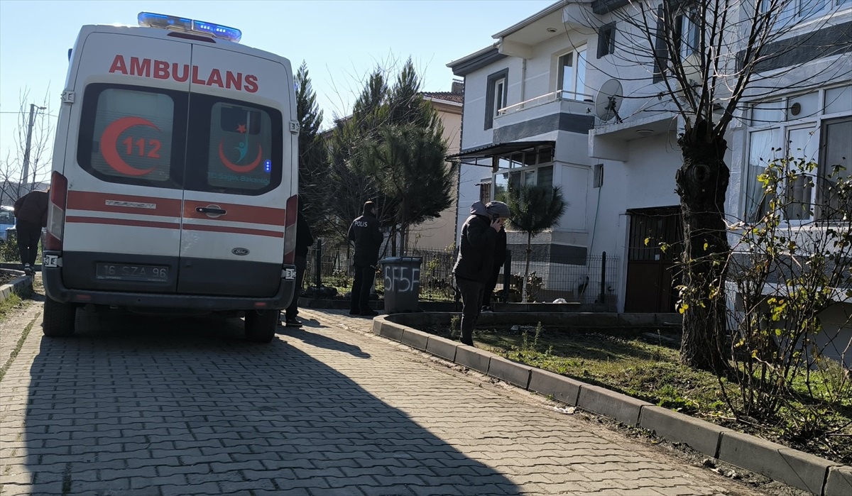 İnegöl\'de Bir Kişi Evde Hayatını Kaybetti