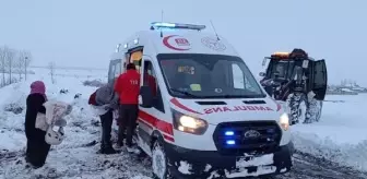 Van'da Karla Mücadele Ekipleri 3 Hasta İçin Yolu Açtı