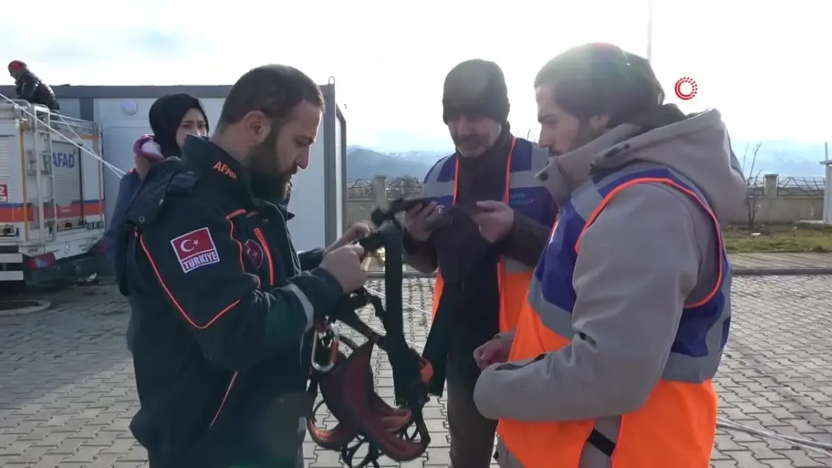 AFAD gönüllülerine arama kurtarma eğitimi verildi