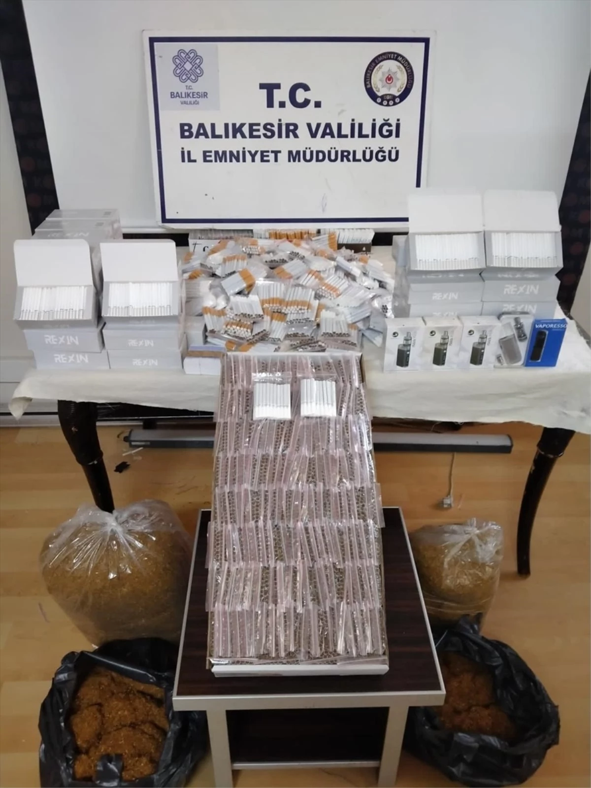 Balıkesir Havran\'da Kaçakçılık Operasyonu: 4 Şüpheli Gözaltına Alındı