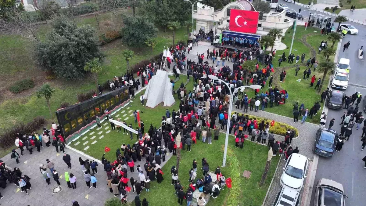 Başakşehir\'de Şehadet Yürüyüşü gerçekleştirildi