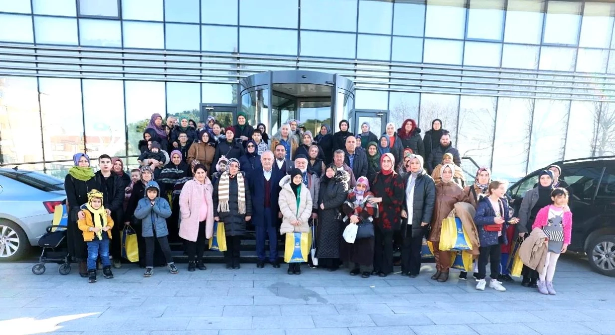 Derince Belediye Başkanı Zeki Aygün, Çınarlı ve Fatih Sultan Mahallesi sakinleri ile bir araya geldi