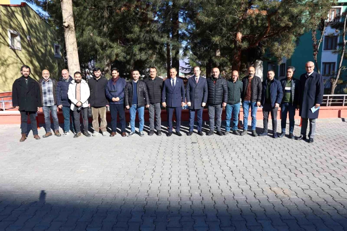 Bingöl Valisi Ahmet Hamdi Usta, Basın Mensuplarıyla Bir Araya Geldi
