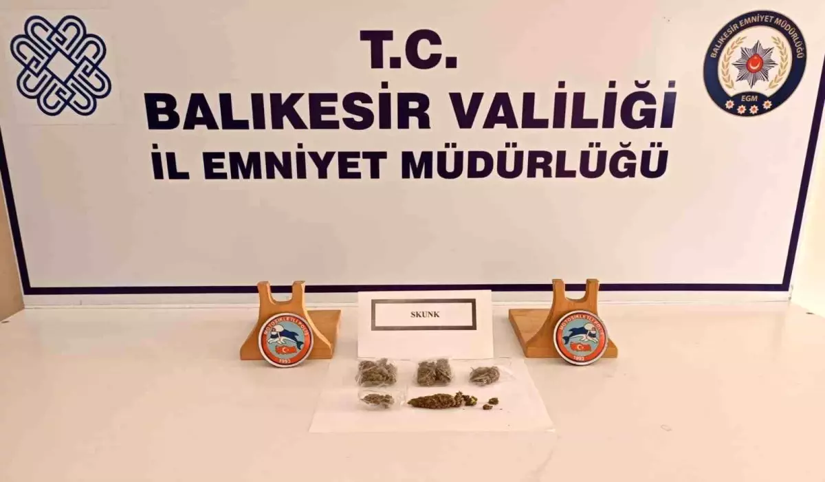 Balıkesir\'de Skunk Adlı Uyuşturucu Ele Geçirildi