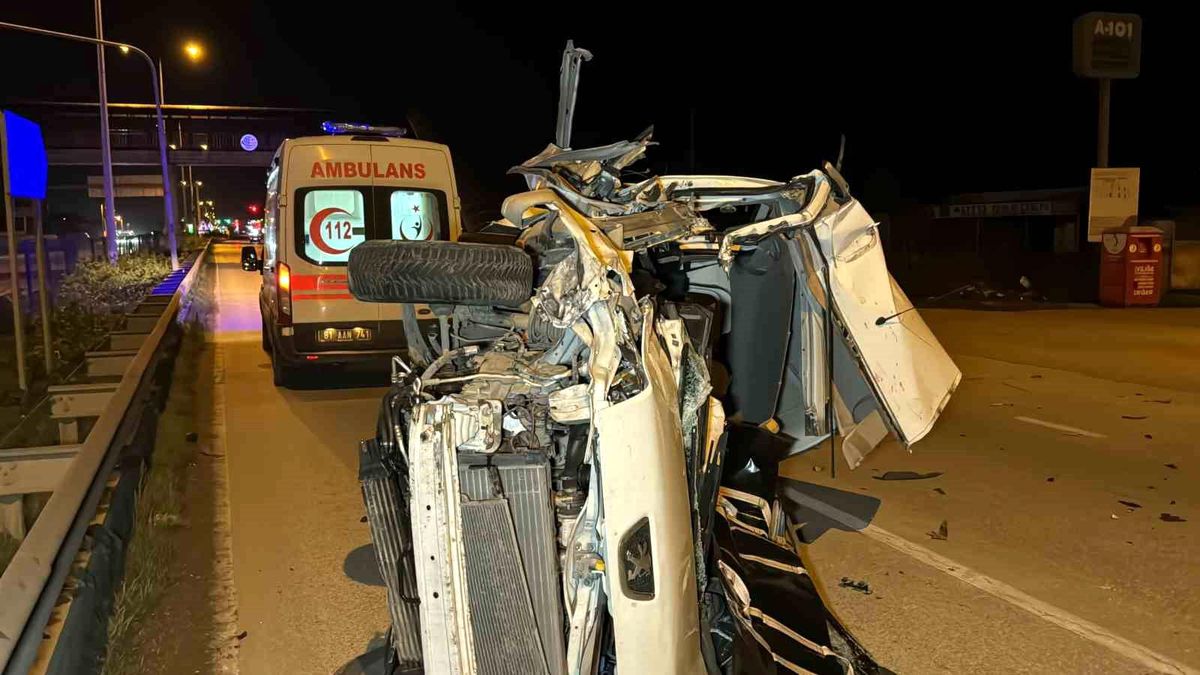 Düzce\'de Geçen Yıl Meydana Gelen Trafik Kazalarında 15 Kişi Hayatını Kaybetti