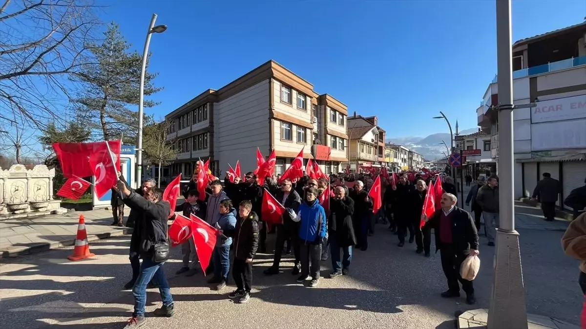 Düzce\'de teröre tepki yürüyüşü ve dua programı düzenlendi