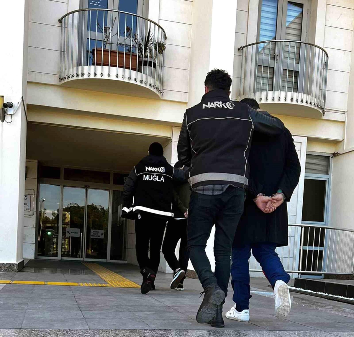 Muğla\'da Uyuşturucu Operasyonunda 16 Ayrı Olayda Ele Geçirildi